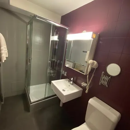 La Hotel 3*