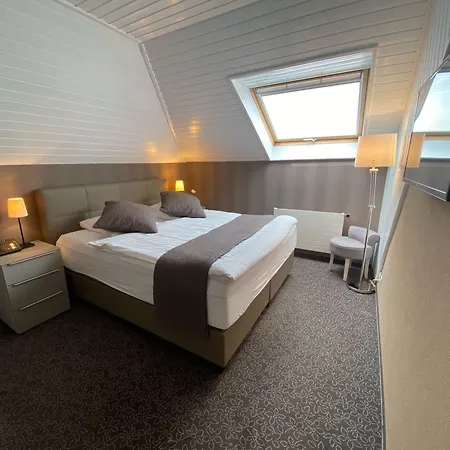 La Hotel 3*