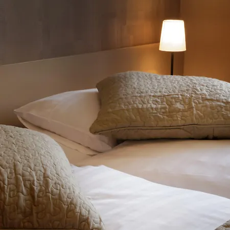 La Hotel