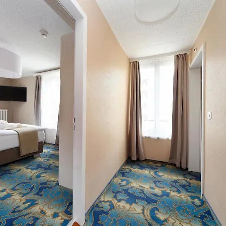 La Hotel 3*