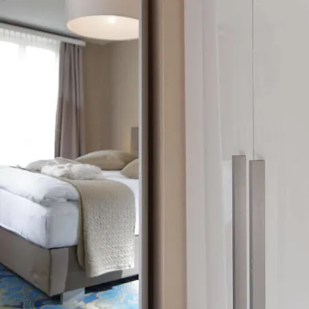 La Hotel
